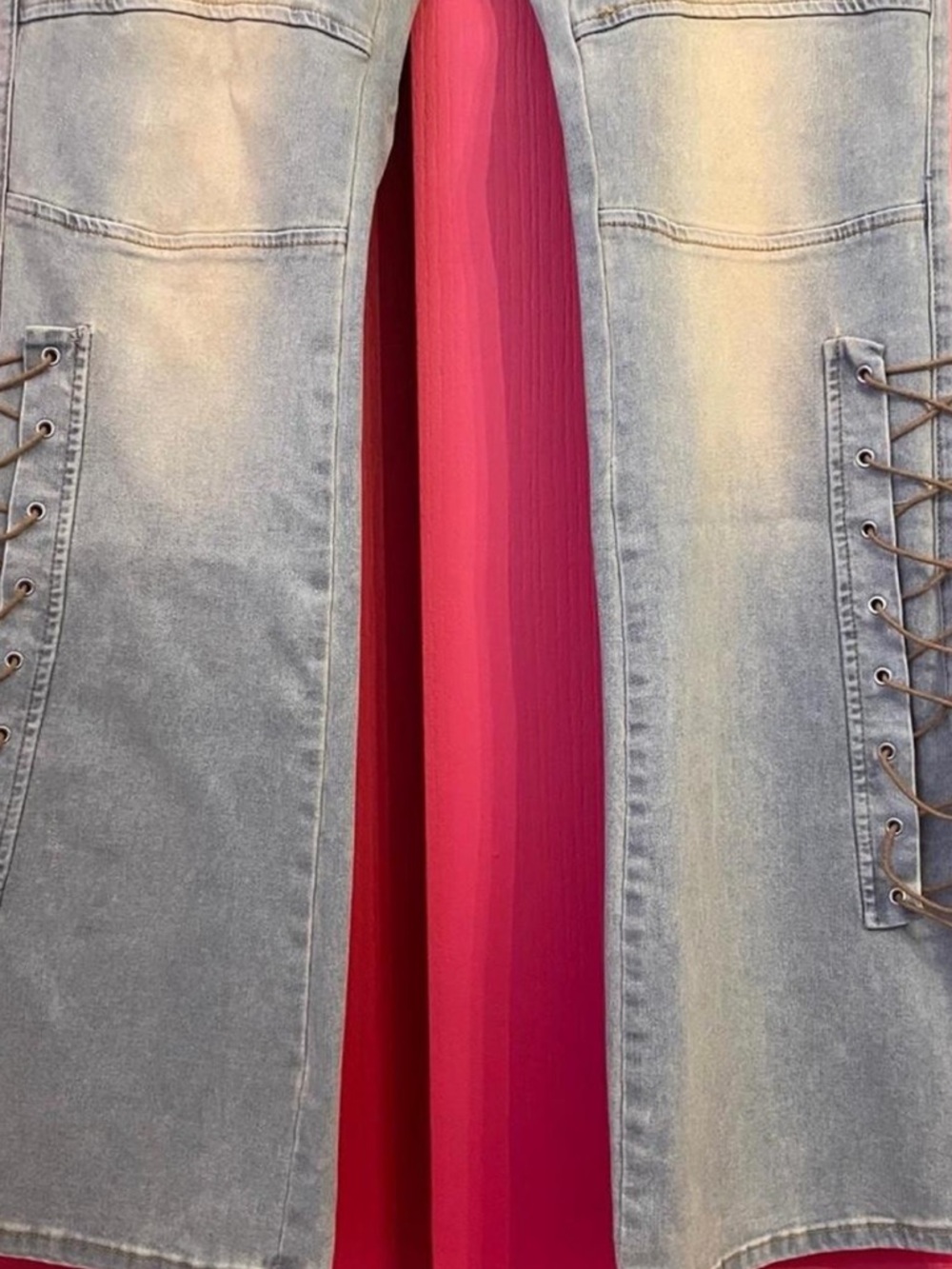TINTED & LACED JEANS - NEW - Picture 5 of 8